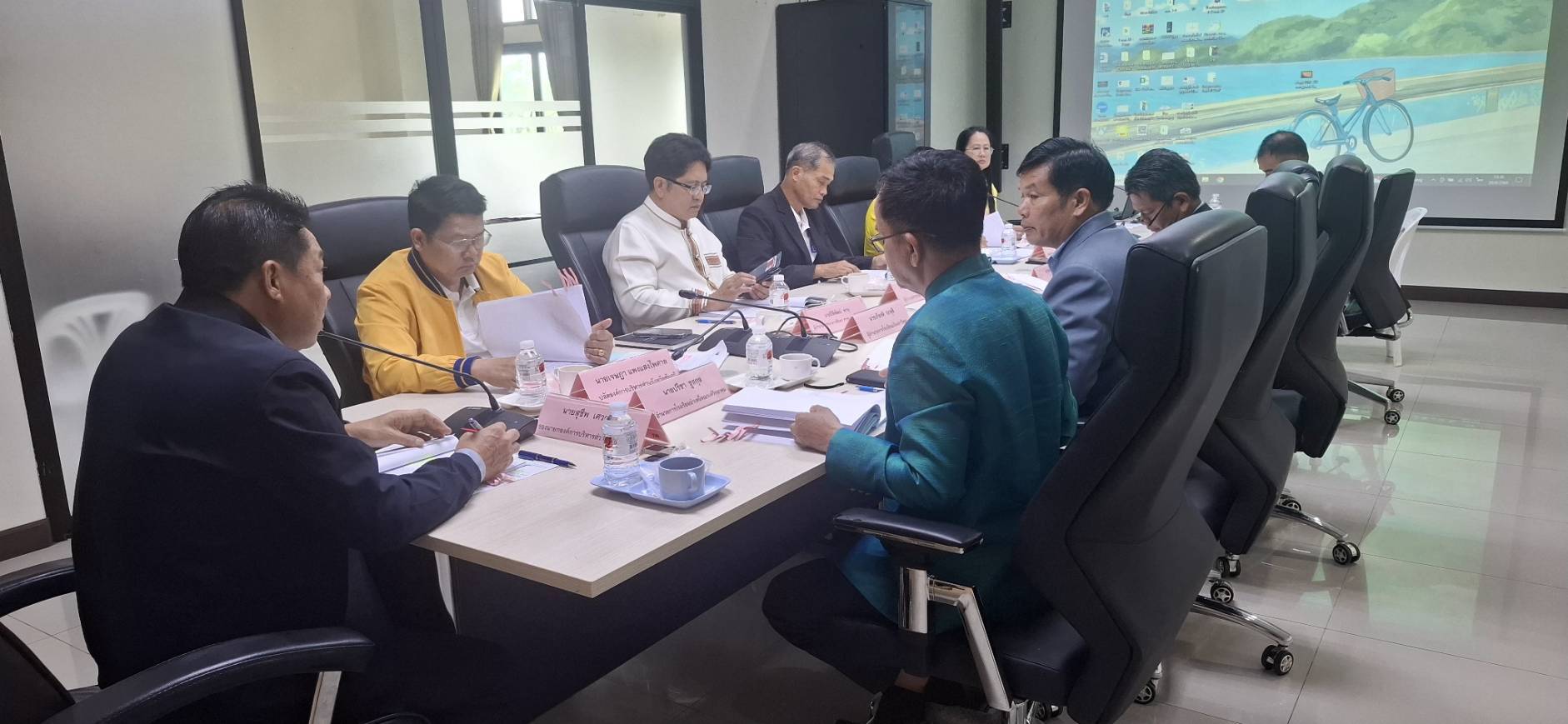 การประชุม กรรมการด้านการบริหารงานบุคคลสำหรับข้าราชการหรือพนักงานครูและบุคลากรทางการศึกษา (5)